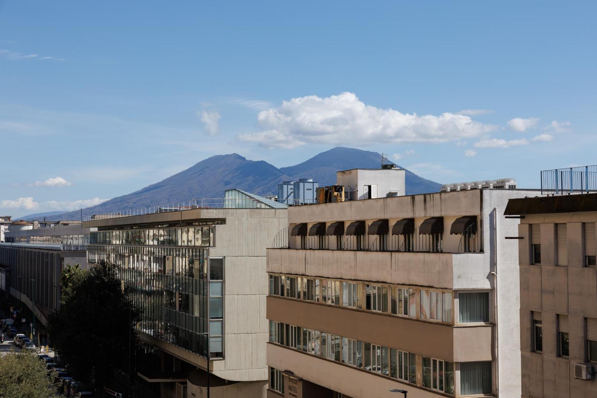 Le Stanze Di Napoli Hotell Exteriör bild