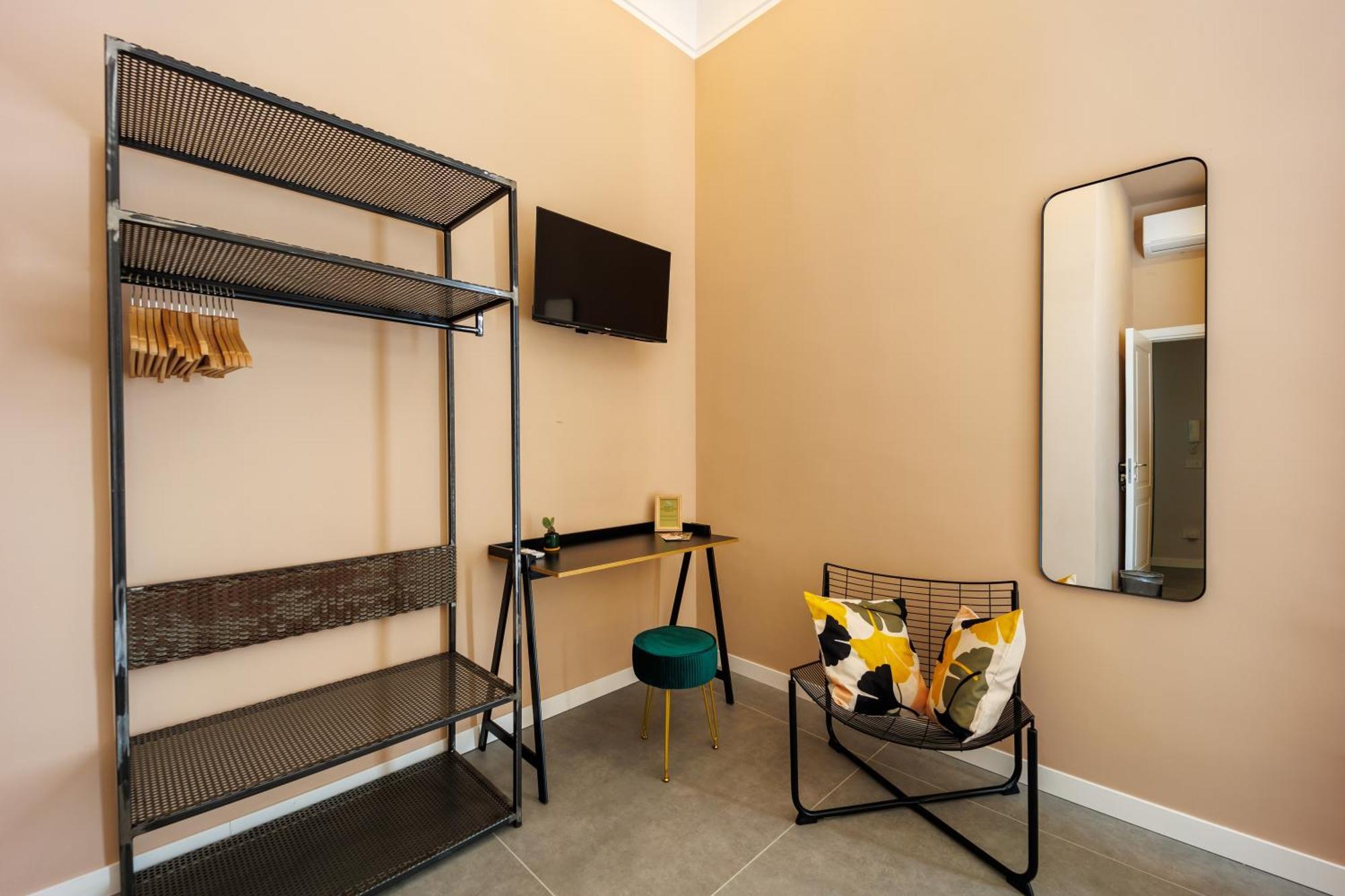 Le Stanze Di Napoli Hotell Exteriör bild